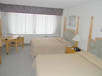 The Esplanade Hotel 怀特普莱恩斯 外观 照片